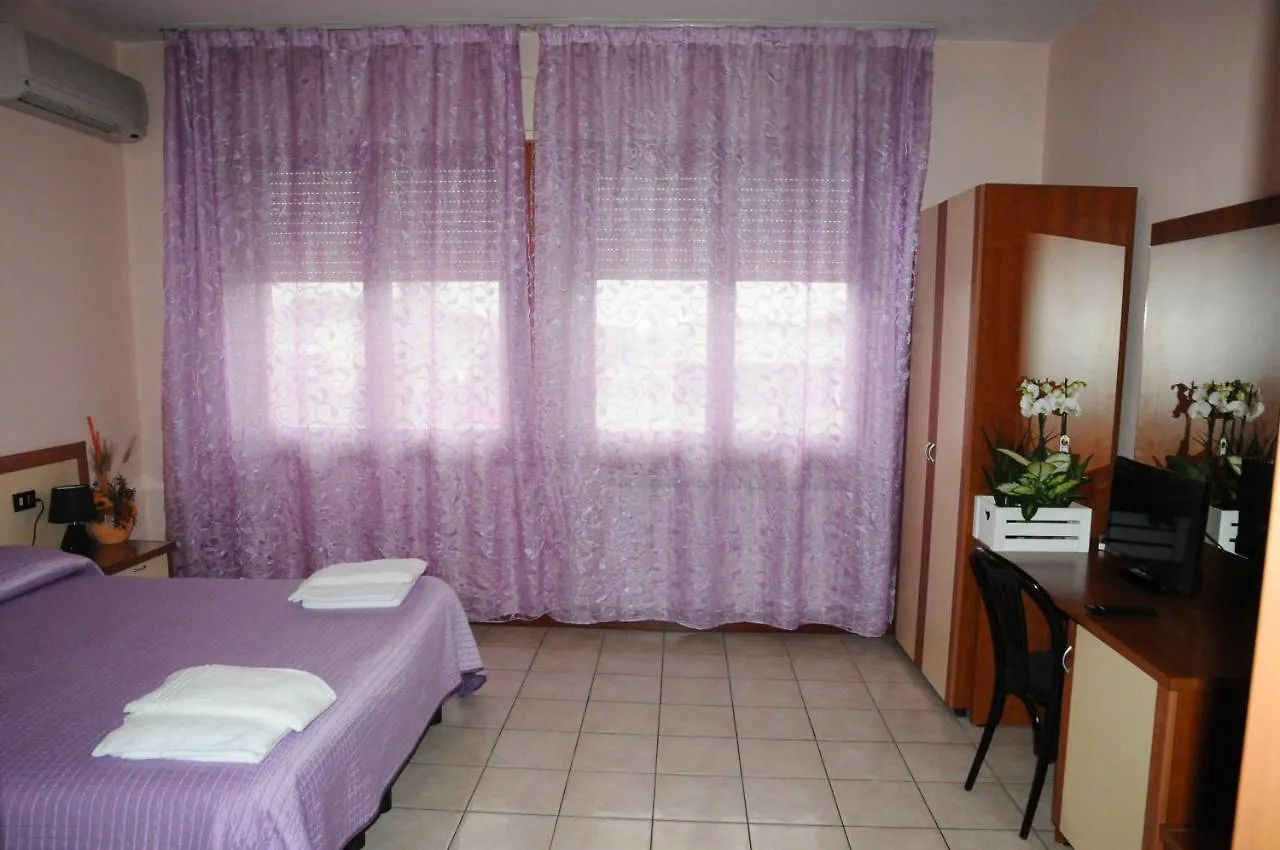 Hotel Cippa'S Villadose 3*,  Italy